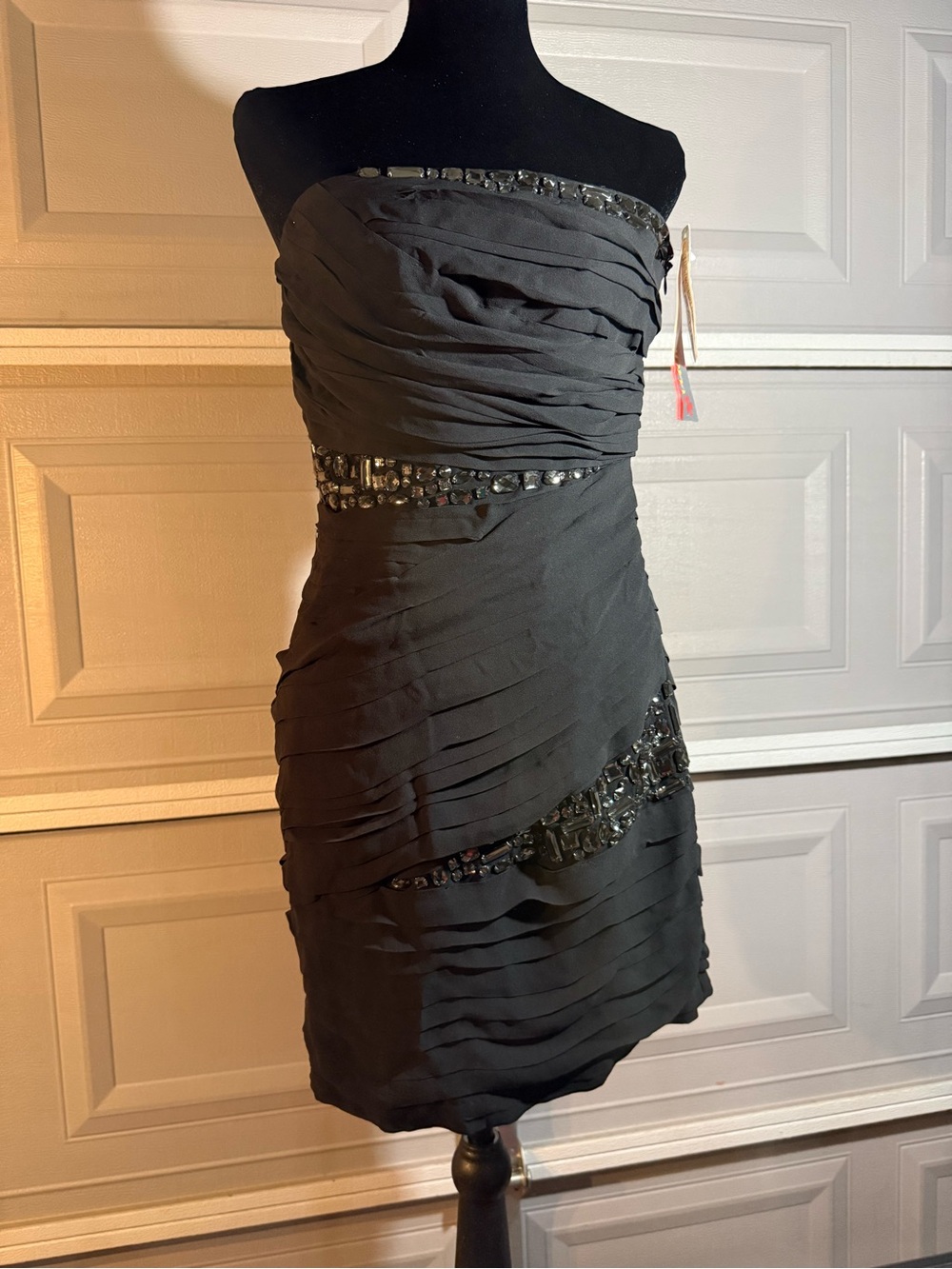 Madison Marcus Black Strapless Beaded Ruched Cocktail Dress